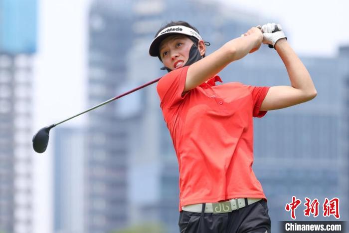 秦敏暂列第二位 孟宪青 摄