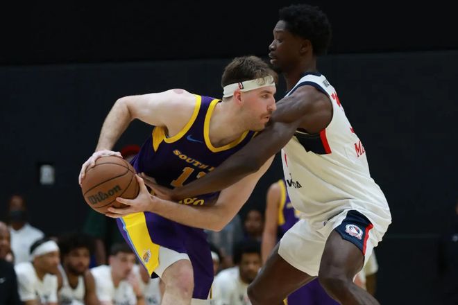 南湾湖人险胜圣迭戈快船 蒂米21+8+6助助队晋级季