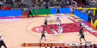 广东力克卫冕冠军广厦 奎因25+8+7助助球队三连胜